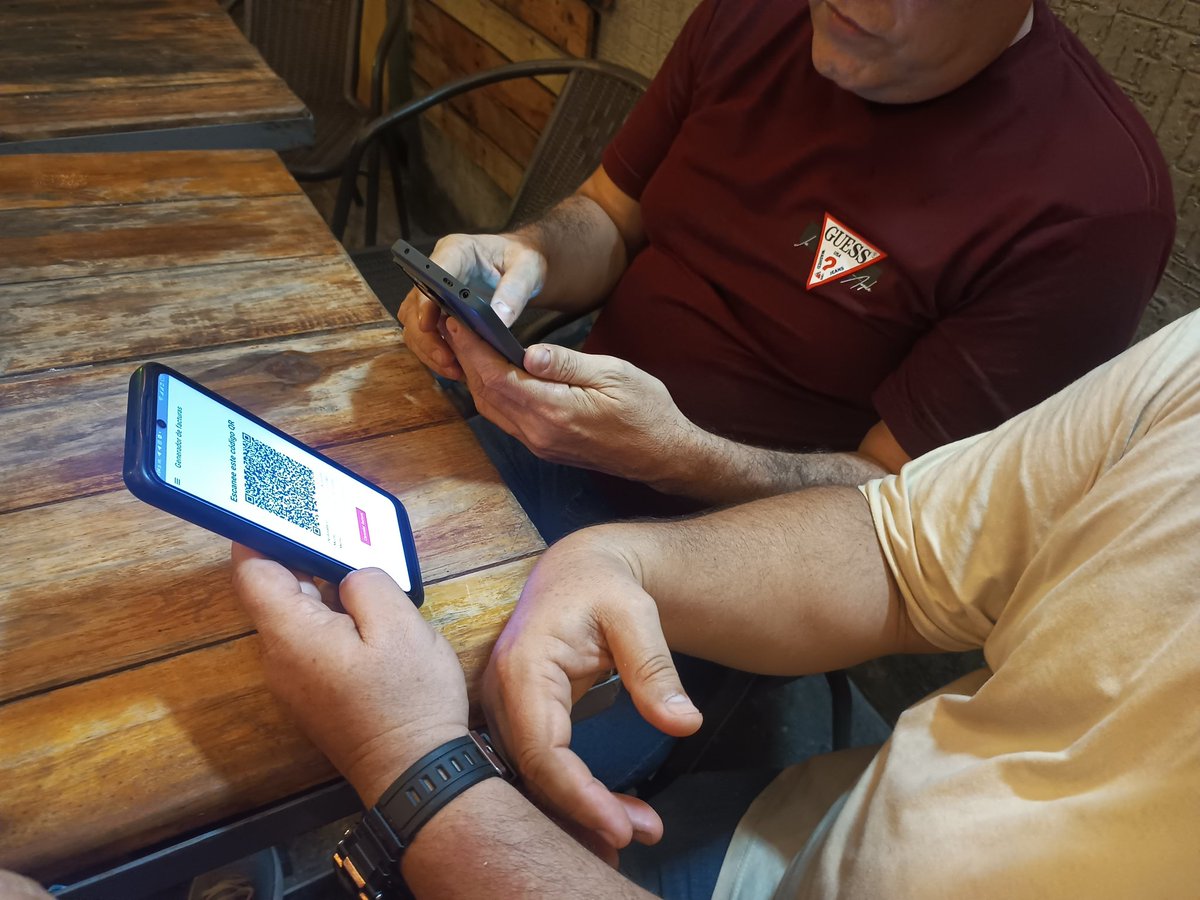 HiveSucre tweet media