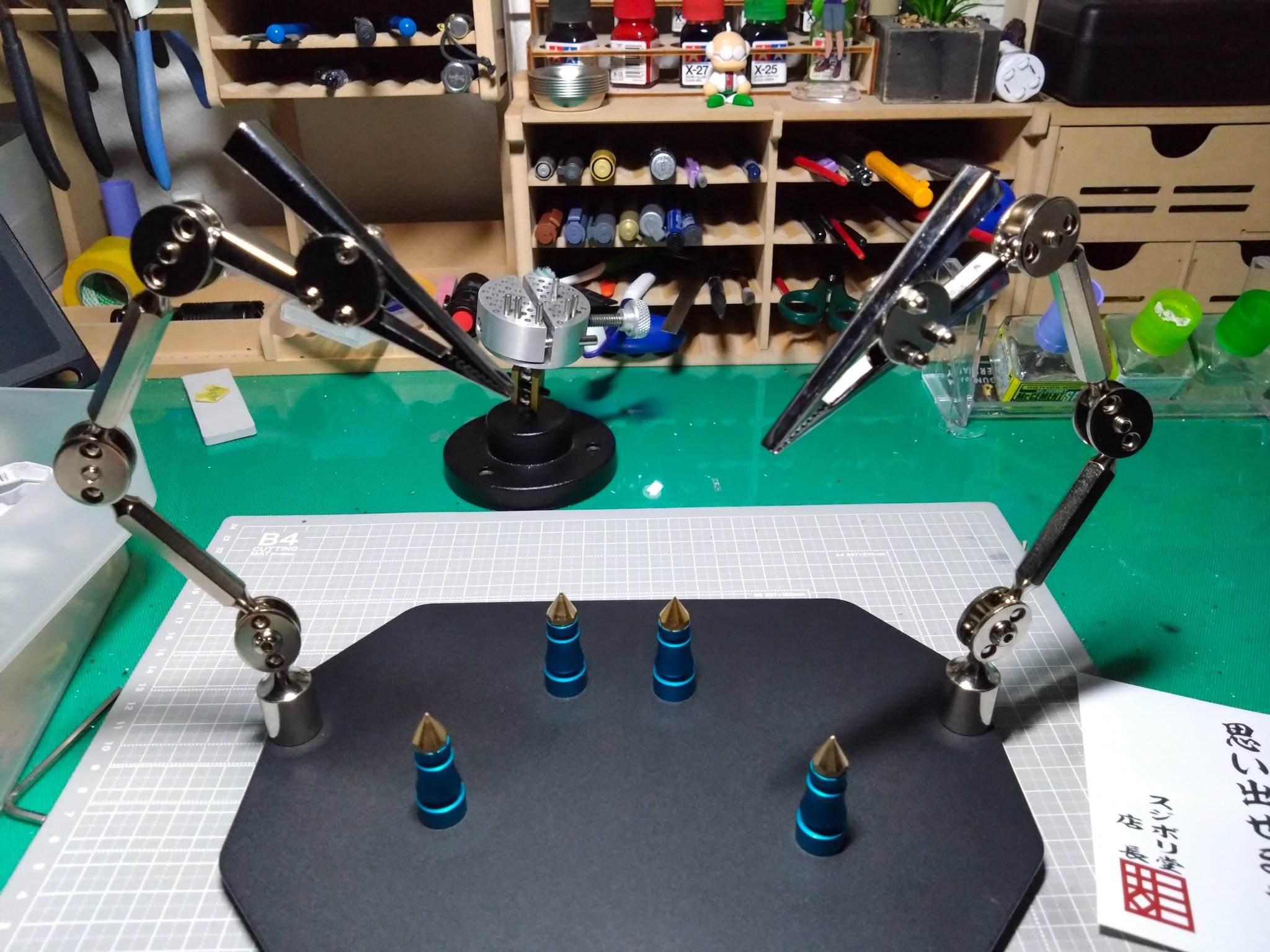 スジボリ堂 RPカッター、モビルアームステーション、岬式定規セット使用済み。 スジボリ堂 RPカッター&岬式スライド定規 | Ken's BLOG