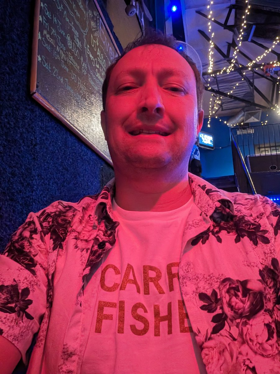 CinemaGet's tweet photo. Twitter old folks home: drop a selfie with your age if you’re over 30. 

44, though sometimes I feel 94 &amp; sometimes I feel 24, there's no in-between https://t.co/RYpdJQoDcB