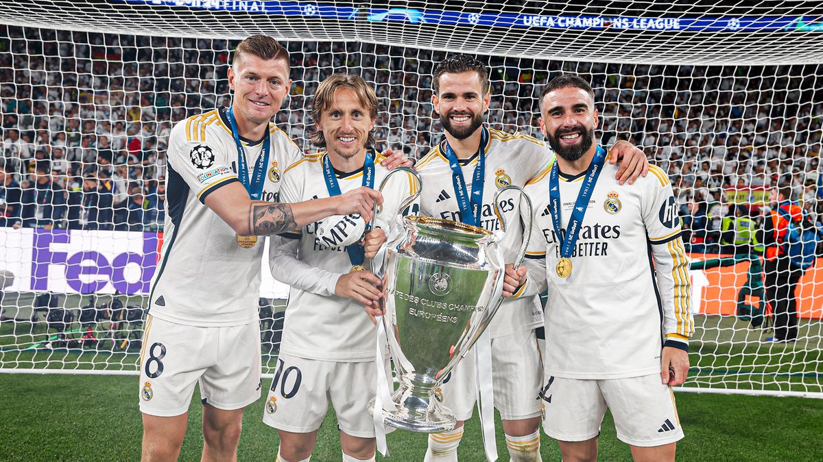 realmadriden's tweet photo. 🤯 One photo. 24 Champions League titles.
#CHAMP15NS https://t.co/hxQRDLGADT