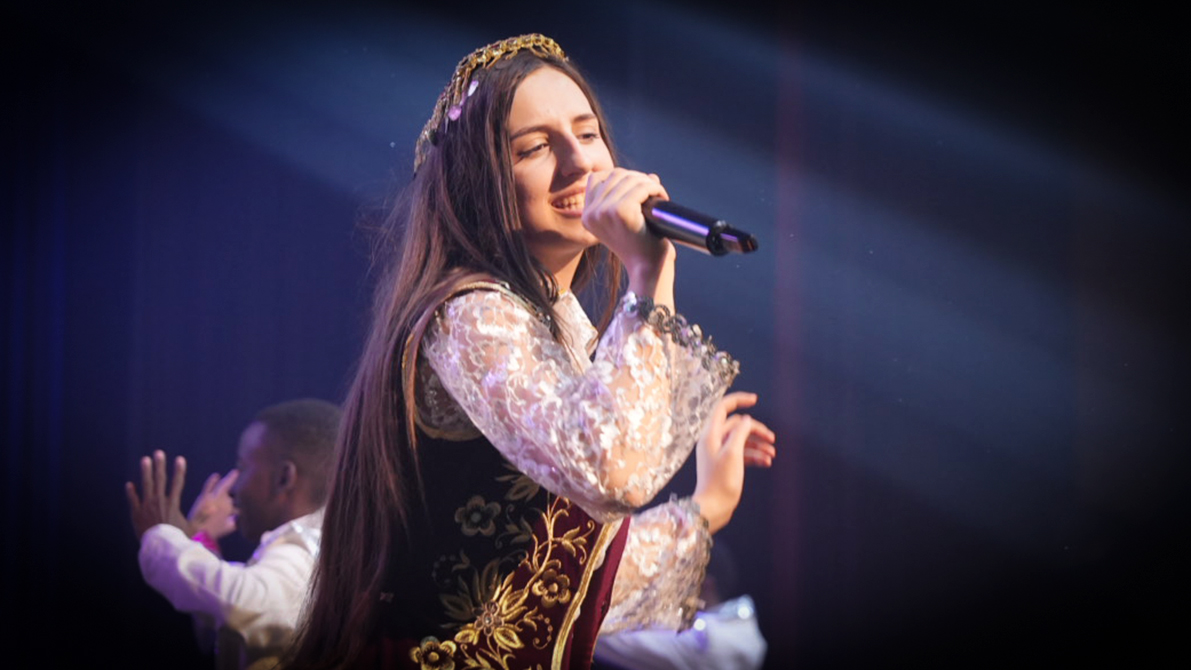 velevnews's tweet image. &apos;Aşk&apos; ile söyledi, birinci oldu

velev.news/yasam/ask-ile-…