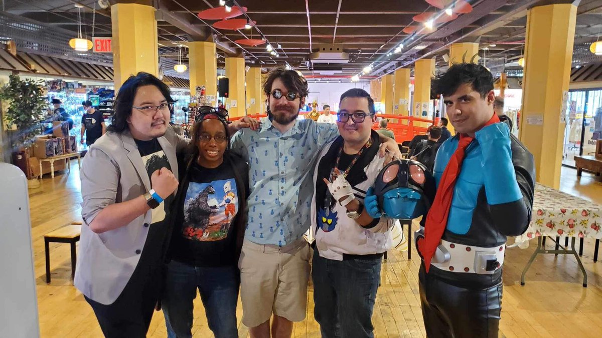 PW_DracoAzul's tweet photo. Thank you everyone for making @KaijuBK such an awesome experience!
#kaijubrooklyn #kaiju #mecha #convention #dracoazul #primalwarriordracoazul https://t.co/Zut4doYL2s
