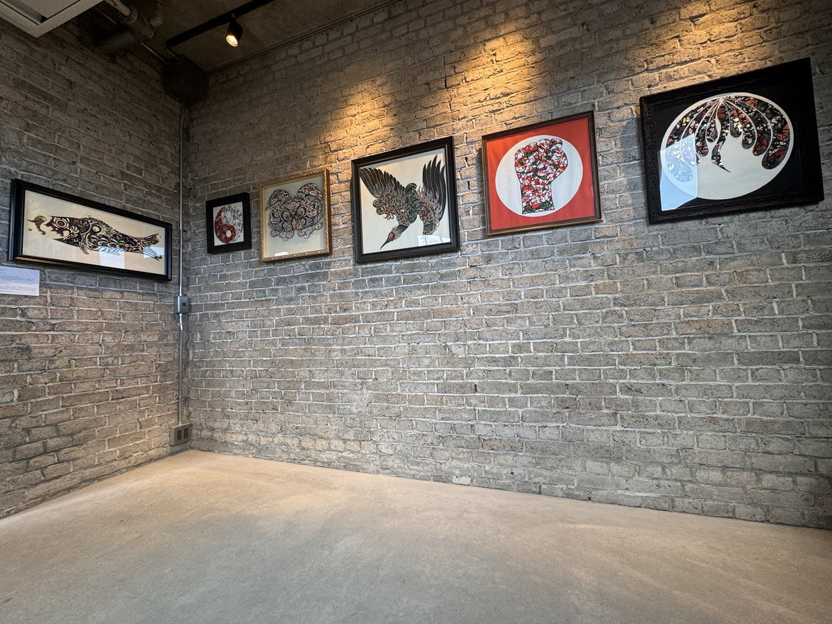 shirakurakazuh1's tweet photo. GUGUGUで開催しています 宮田聡 作品展
沢山の方にご来場くださいましてありがとうございます
本日最終日となります
生憎の雨ではありますが ゆっくり見て頂けたら嬉しいです
新潟スペシャルではありますのでよろしくお願い致します
#宮田聡
#satoshimiyata
#GUGUGU
#niigata https://t.co/FzxFj1eQ0Z