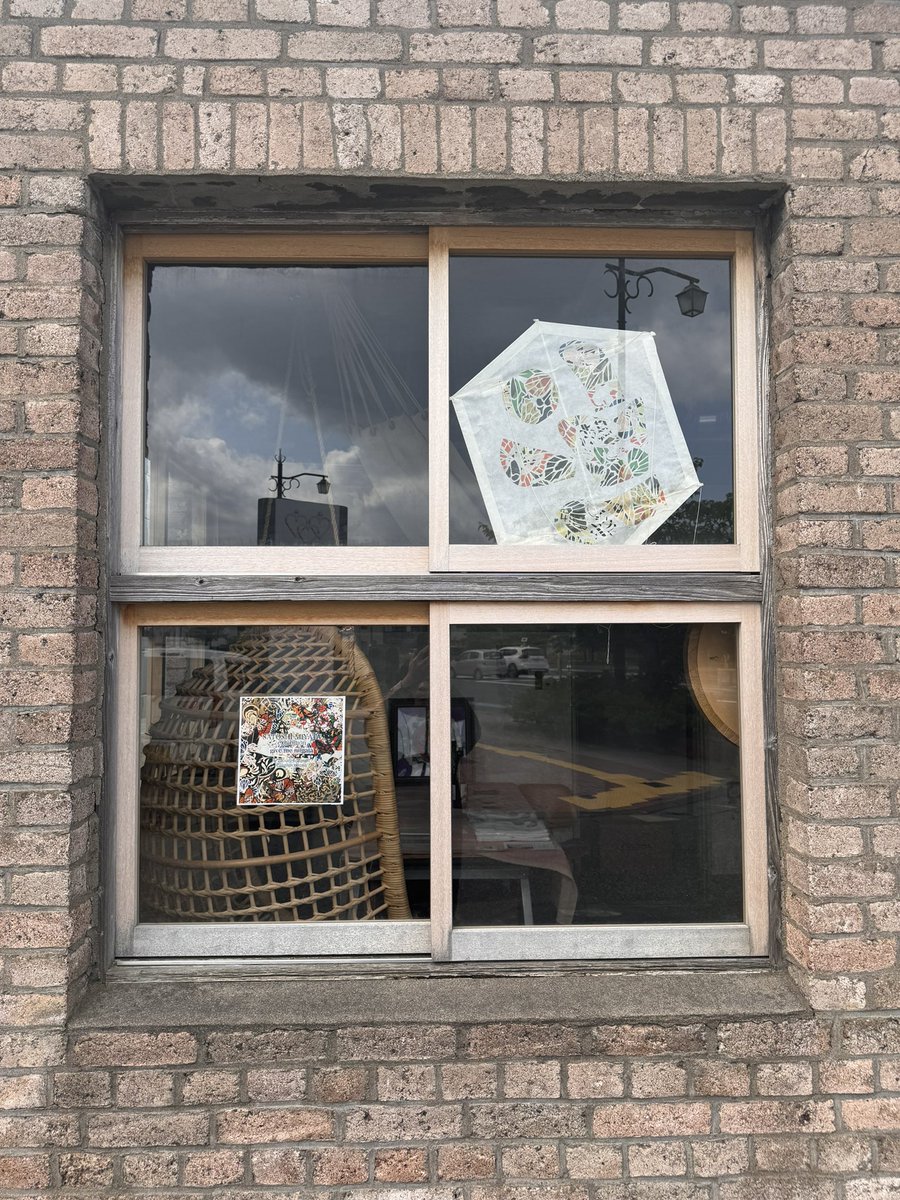shirakurakazuh1's tweet photo. GUGUGUで開催しています 宮田聡 作品展
沢山の方にご来場くださいましてありがとうございます
本日最終日となります
生憎の雨ではありますが ゆっくり見て頂けたら嬉しいです
新潟スペシャルではありますのでよろしくお願い致します
#宮田聡
#satoshimiyata
#GUGUGU
#niigata https://t.co/FzxFj1eQ0Z