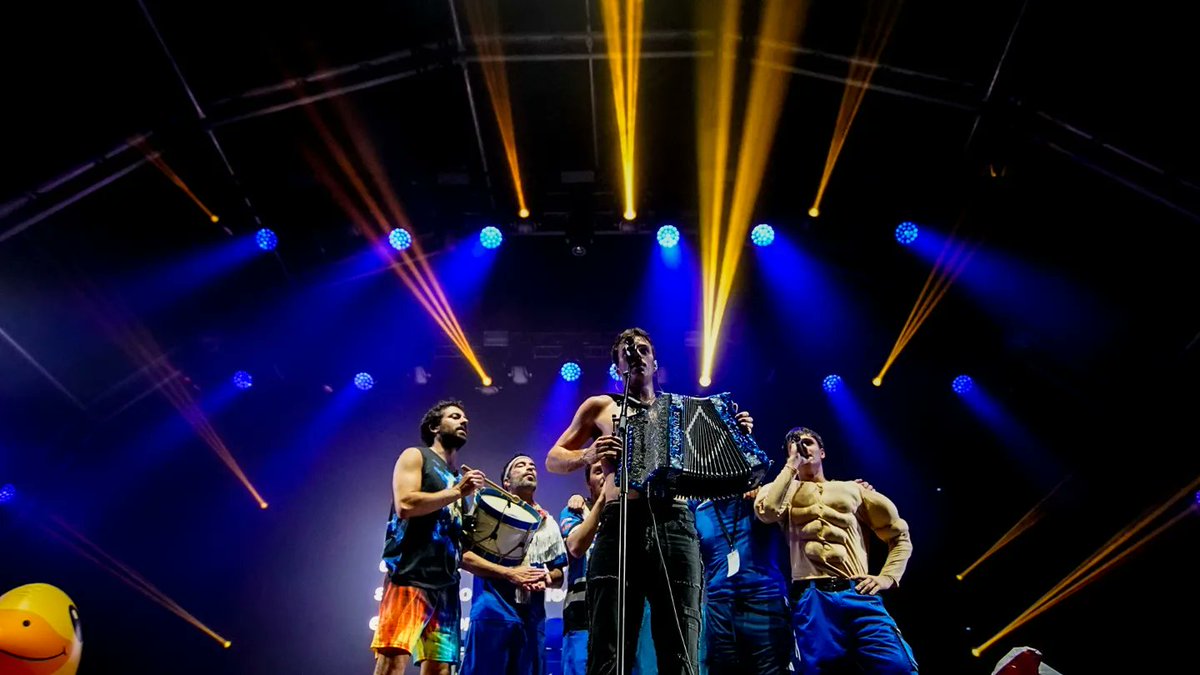 antena3rtp's tweet photo. O #FNACLive não podia ter sido mais bonito e... divertido (também é o dia da criança, não é?).

Temporada de festivais oficialmente aberta! Venham eles - temos um verão incrível pela frente. 🧡

📸 Catarina Peixoto https://t.co/JnJKlBl5n9