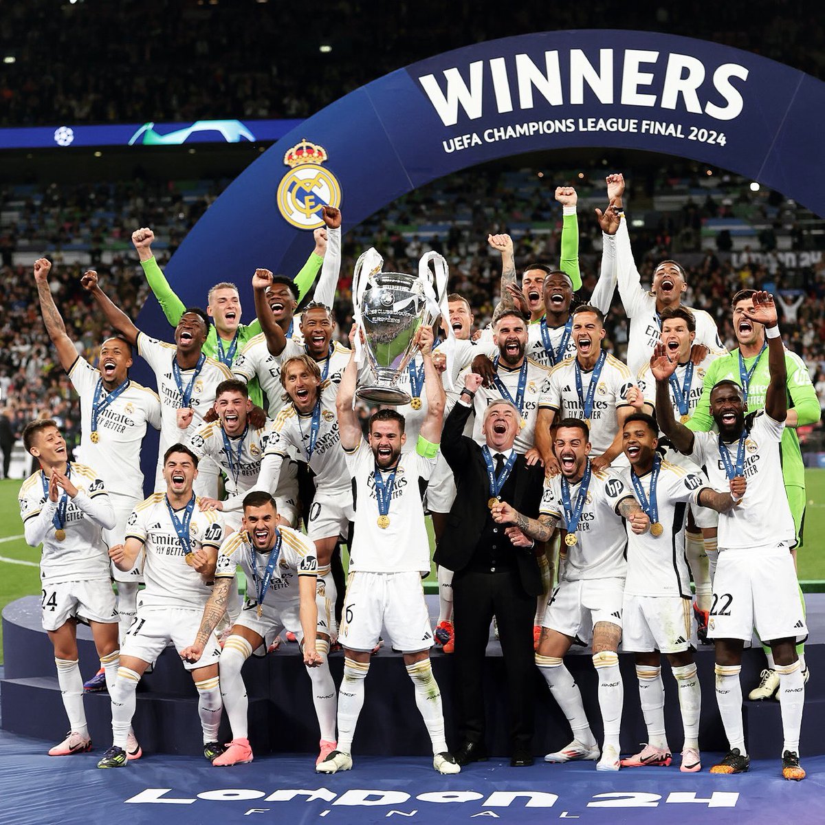DaniCeballos46's tweet image. 🏆🏆🏆🏆🏆🏆🏆🏆🏆🏆🏆🏆🏆🏆🏆 
C H A M P I O N S!! 
🤍🤍🤍🤍🤍🤍

3️⃣🙌🏻

@RealMadrid @ChampionsLeague #HalaMadrid #La15 #ReyesDeEuropa