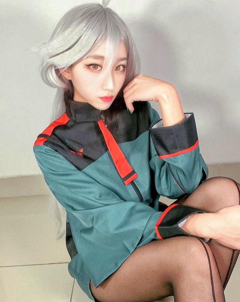 kars0219's tweet photo. #cosplay #cosplayer #cosplaygirl #hkgirl #港女 #gundam #水星の魔女 #米奧琳涅 #ミオリネ #黑絲 #黑絲襪 #絲襪 #hkgirl #ol #officelady #香港女生 https://t.co/MZ6zhX1WWJ