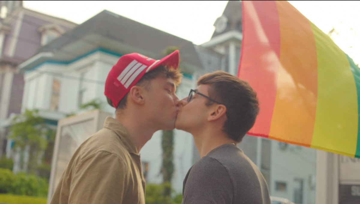 RT IF YOU’RE GAY 🏳️‍🌈🏳️‍🌈 HAPPY PRIDE MONTH youtu.be/EyC3Vb8VT9M?si… #pride #lgbt #shortfilm