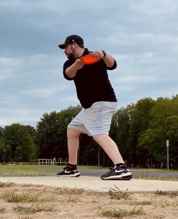 thejoosher's tweet photo. Love getting better at new skills! 

Been learning disc golf the past month. 

Combining hiking, which I already love, PLUS finding a new hobby has been absolutely awesome. Keep touching grass my friends 🙌🏻⛳️

P.S: check out this drive that I absolutely love PARKED https://t.co/TczsFPvTOq