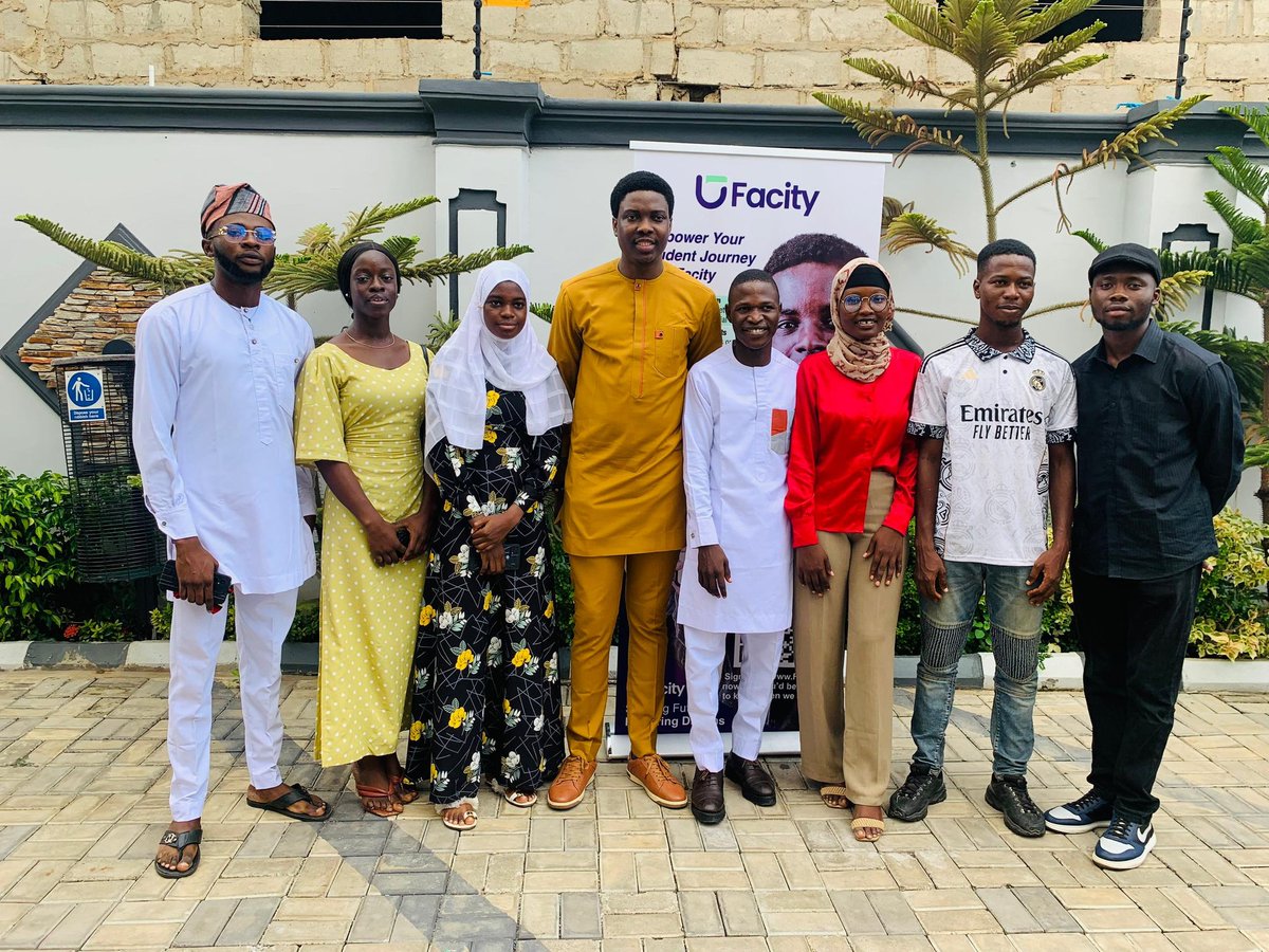 I've been in the presence of orators and charismatic speakers who are gifted in mind, thought and speech, but today was especially enthralling being a guest of Mr. <a href="/SolaOwonikoko/">The Olúsolá Owónikókó</a>, the CEO of Facity, at the Facity Leadership summit put together by the Facity team <a href="/officialfacity/">Facity Technology</a>
