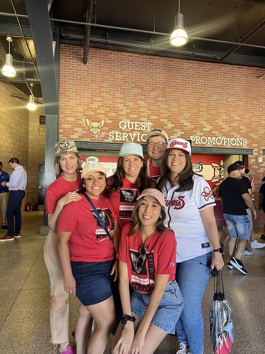 Emily D Bush tweet media