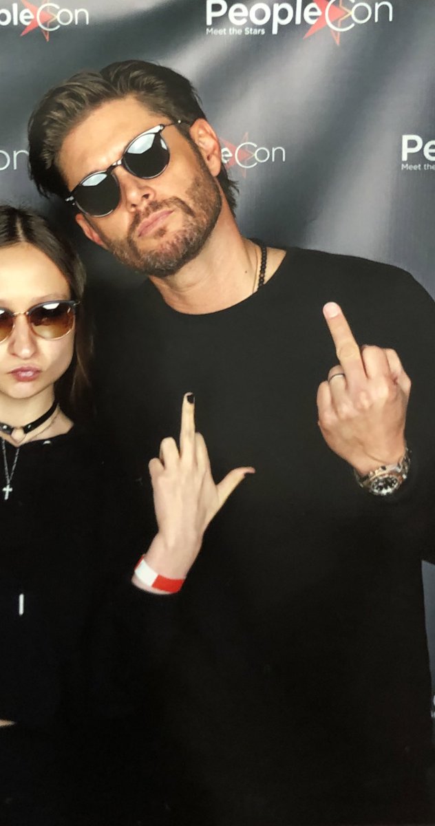 msoberholt's tweet image. "you know who wears sunglasses inside?" 
#DLC6 #spnfamily