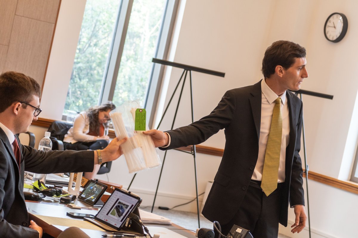 The quest for this year’s Top Gun flew at Mach speed with Rounds 3 &amp; 4. Tomorrow, the finals will livestream at 2pm CST on law.baylor.edu/calendars-even…. We thank MG+M The Law Firm for sponsoring the competition &amp; our esteemed judges for their invaluable contributions. #BaylorLawTopGun