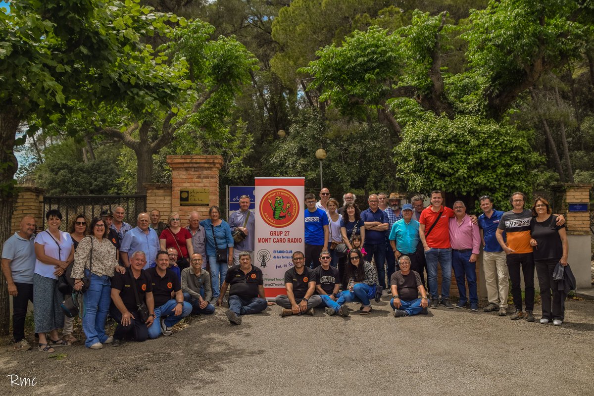 Ea3Iin's tweet photo. Interessant visita de radioaficionats a l' Observatori de l' Ebre, @obsebre organitzada per https://t.co/isy4f3o64z Gràcies a Toni i Mari de "Mà de llapis" per les seves explicacions en la visita. #radioaficionats https://t.co/l7fGej9CKe