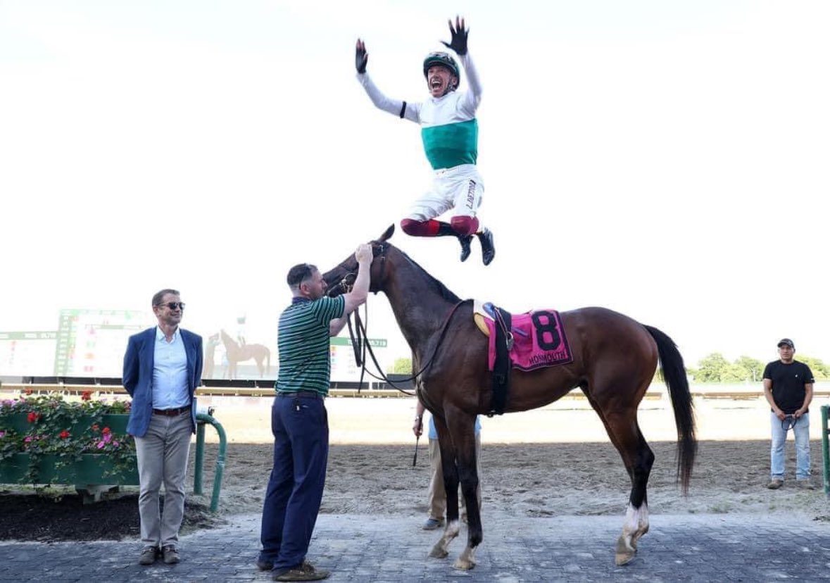 cdturf1 tweet picture