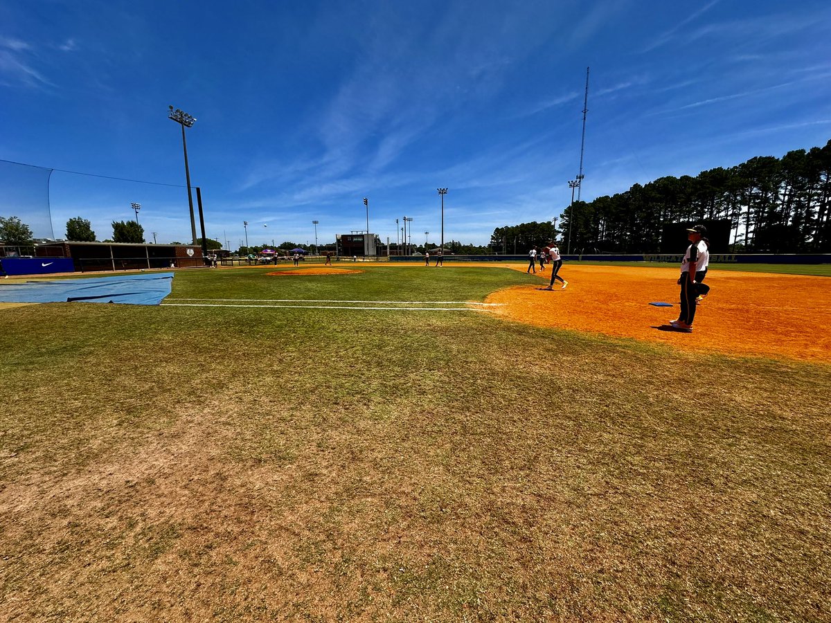 CanesSouth's tweet photo. Day 1 in the books! A lot of good work put in today. 

Back at it with games in the AM at Lexington &amp; Airport! https://t.co/Ajjqp2q71J