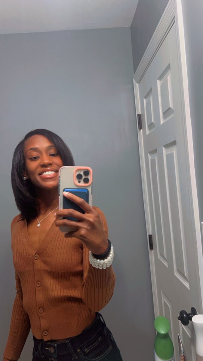 ImveryPetite's tweet photo. #SilkPressed
#NaturalHair
๐๐ฅฐโ๏ธ https://t.co/4j1pDLM0CC