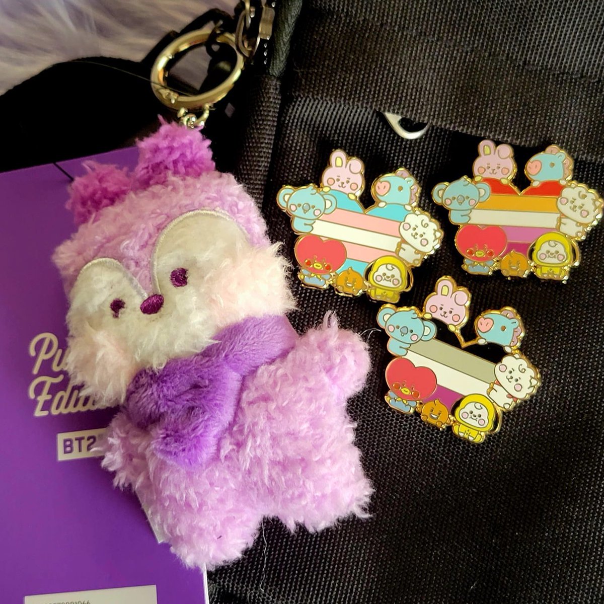 BoraBabeshop's tweet image. Step into pride month with our lgbt21 pins currently on sale #ArmyPride 
           🩷❤️🧡💛💚🩵💙💜
                    ˚₊‧꒰ა ☆ ໒꒱ ‧₊˚