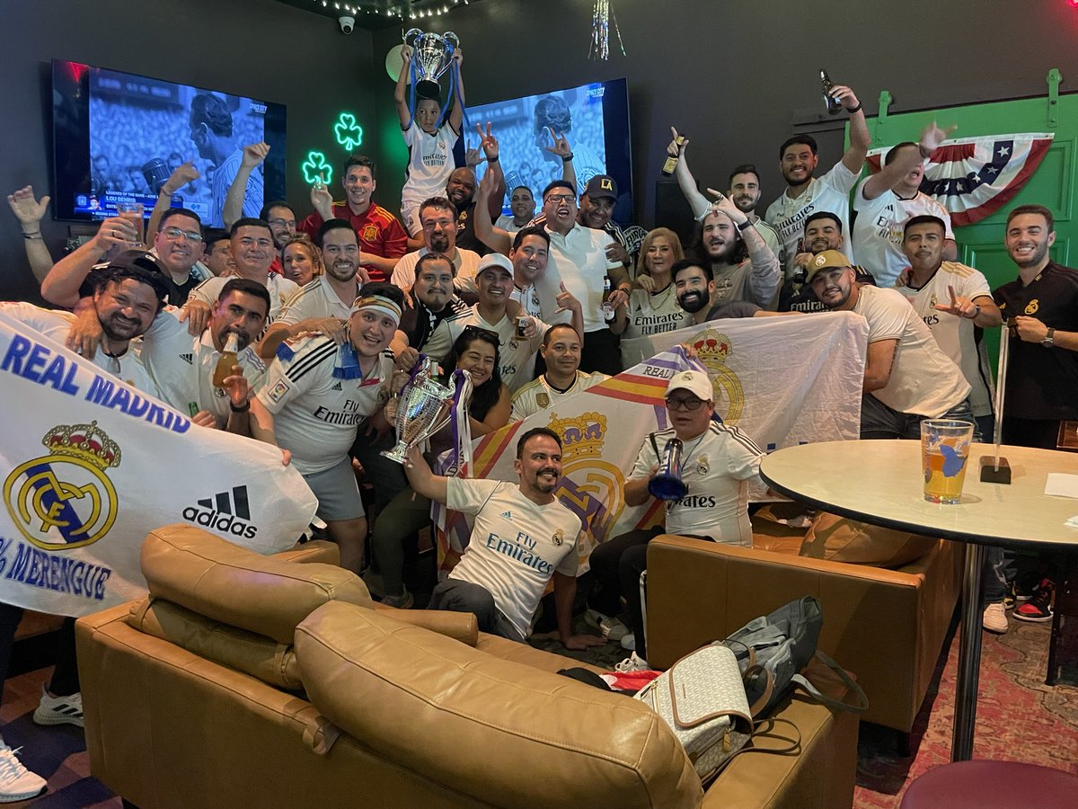 PMadridistaHTX's tweet photo. REYES DE EUROPA ETERNAMENTE!!!! Gol de Carvajal y Vini !!! HALA MADRID!!!! #APorLa15 #reyesdeeuropa #HalaMadrid #PMH #peñamadridistahouston #Houston #clutchcitypeña #PeñaHouston #PeñaTexas #peñamadridistahtx #madridinhouston #MadridistasOfHouston #MadridistasDeHouston https://t.co/6i0HLK8Rzz