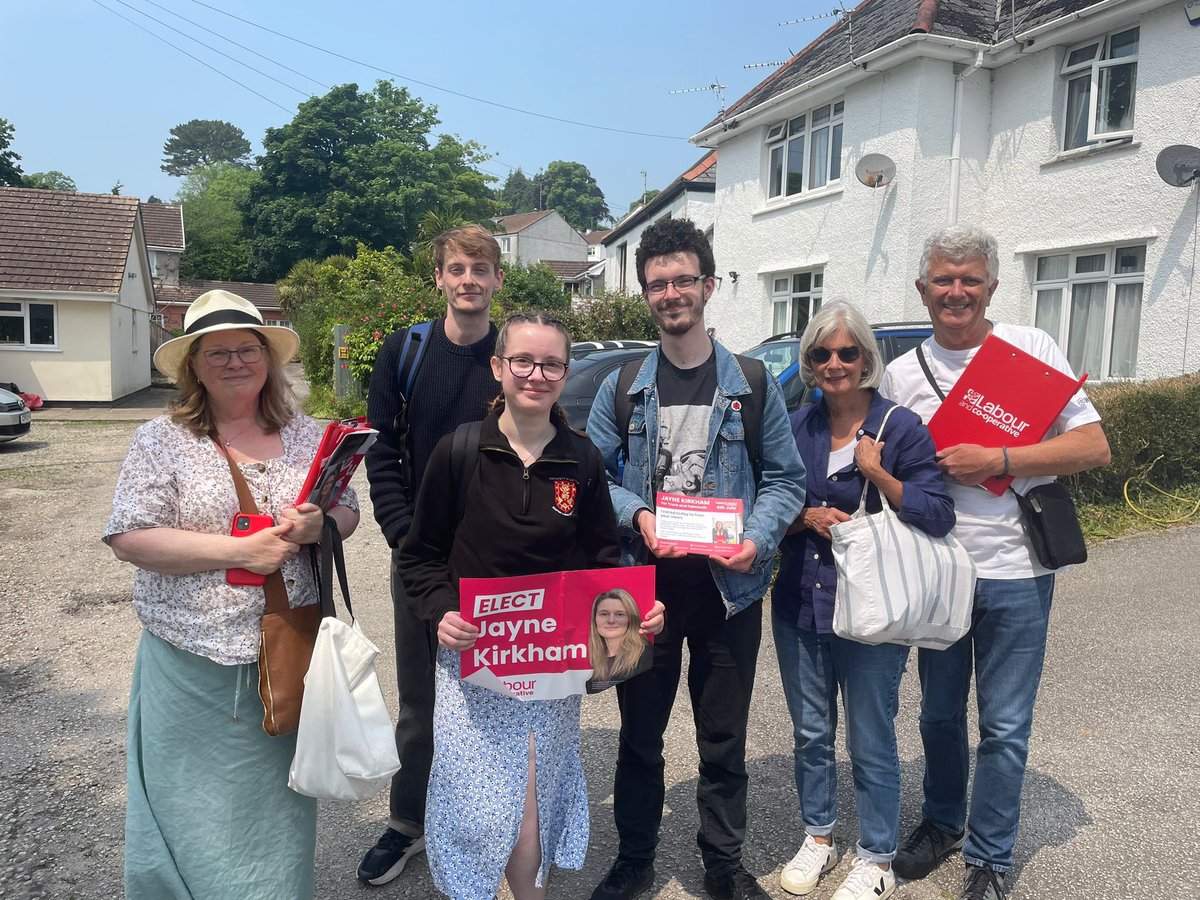 #Day10 #GE24 - today we had help from Penzance, Pendeen, Exeter, Exmouth, St Austell, and Parliamentary Candidates <a href="/dallimorehelen1/">Helen Dallimore</a> @steve_race @NoahLaw4StAN Filson Ali for St Ives. 

Spoke to people across the city centre, Malabar and Gloweth. Lots of long, strong conversations.