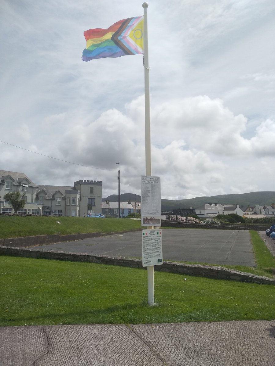 Been told 3 of the women and children seeking asylum at @SeaLodgeHotel are trans Americans, fleeing persecution from the country Ireland imported trans ideology from. I'm sure they'll feel right at home in Waterville even though the other Sea Lodge residents appear to be Muslims.