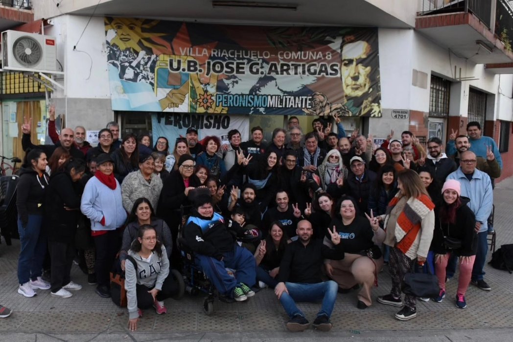 PMCapital's tweet photo. 50 años de Perón y el Modelo Argentino para el Proyecto Nacional ✌️🇦🇷
Hoy en la comuna 8 se realizó el primer encuentro de este ciclo de formación en el que participaron @lorepokoik, @drjorgerachid y Héctor Amichetti.
#PMCABA https://t.co/nXuQTe9Buz