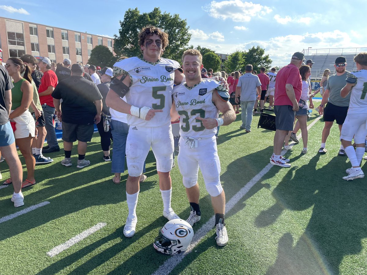 Our guys <a href="/BlakeHawkinsSBD/">Blake Hawkins</a> and <a href="/isaiah_weber18/">Isaiah Weber</a> get a W at the shrine bowl!