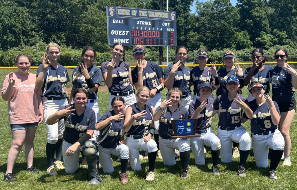 NEWarriorsSB's tweet photo. Warriors are CHAMPS!
Central Jersey Group 1 CHAMPS!
Back to Back to Back CHAMPS!
Outstanding pitching performance from JBowen. She scattered 8 H over 7 IP with 1 K, 1 BB, and 3 UR. 
Solid batting up and down the lineup, highlighted by KThomas and OStillwell with 2 hits and 2 RBI. https://t.co/dDBBeDOA9d