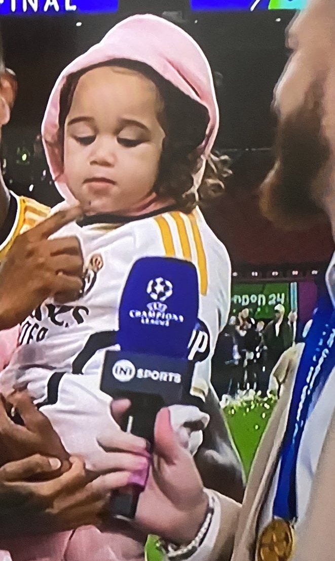 mznucrf's tweet photo. "amanhã tem jogo do mengão e não estarei no maracanã com o meu titiu" https://t.co/6vKjQQKcOL
