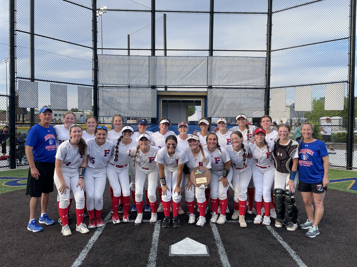 Fairport defeats Lancaster 9-6 in the Class AAA FWR. That makes five Section V teams headed to the <a href="/NYSPHSAA/">NYSPHSAA</a> final four.

Don’t wanna say I called it but I knew Section V was different this year 💁🏾‍♀️

<a href="/DandC/">Democrat & Chronicle</a> <a href="/nys_softball/">NYS Softball</a> <a href="/nysswa/">NYSSWA</a>