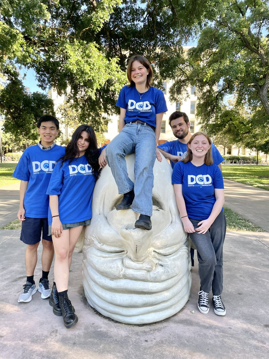 With our annual banquet happening tonight, it’s time to say goodbye to our outgoing ‘23-24 Executive Board!👋

We’re so proud of everything that DCD was able to accomplish this past year and grateful for all the dedication from our members. Thank you!

- 2023-2024 Executive Board