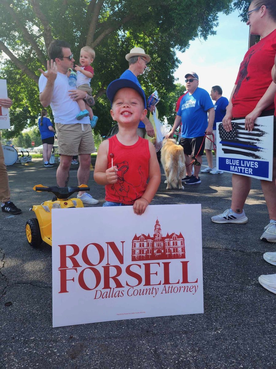 VoteRonForsell's tweet photo. Truly thankful for all the support at the Van Meter Raccoon River Days Parade this morning!

Our message of convictions, honesty, integrity, and experience is truly resonating across Dallas County.

Join the movement by voting Ron Forsell for Dallas County on Tuesday, June 4th! https://t.co/z5pA0XGiFd