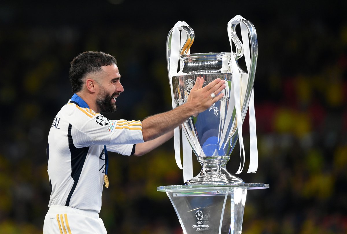VSportsTM's tweet photo. 🏆Final UCL 13/14: Carvajal titular y campeón
🏆Final UCL 15/16: Carvajal titular y campeón
🏆Final UCL 16/17: Carvajal titular y campeón
🏆Final UCL 17/18: Carvajal titular y campeón
🏆Final UCL 21/22: Carvajal titular y campeón
🏆Final UCL 23/24: Carvajal titular, gol y campeón https://t.co/CXpc27iyil