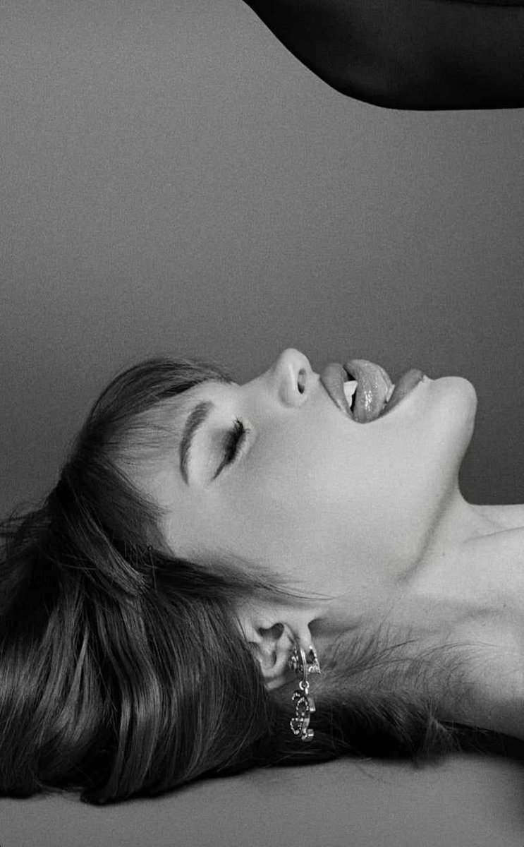 Jedyne co chcę zobaczyć obok siebie, to Twój wzrok ✨