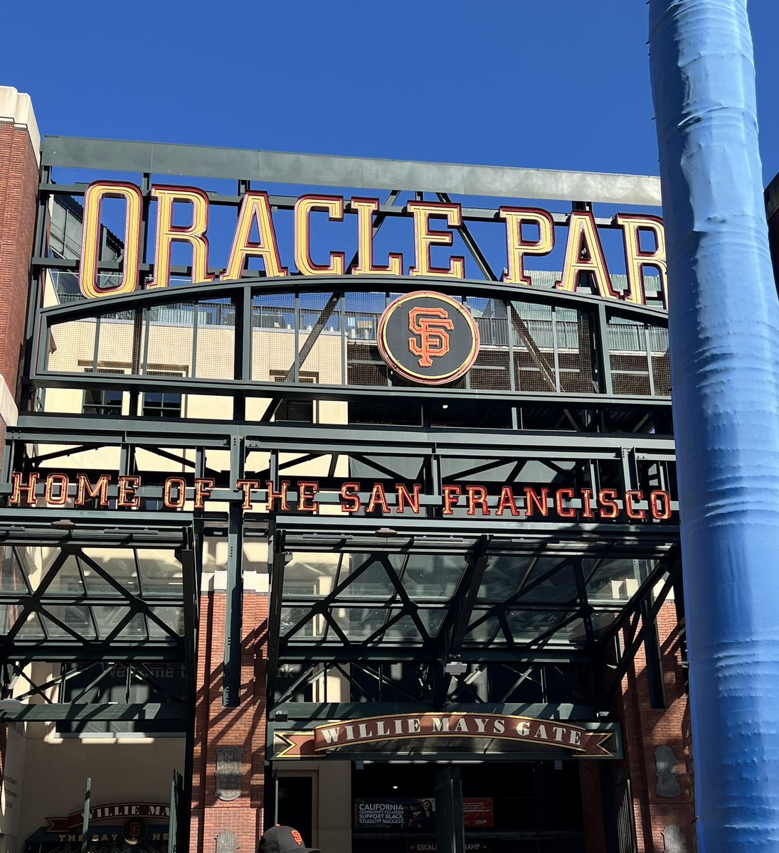 ItzJust_Tasha's tweet image. Back where I belong 🧡🖤 #oraclepark