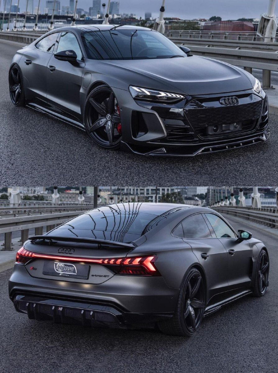 Audi RS e-tron GT 1 of 1