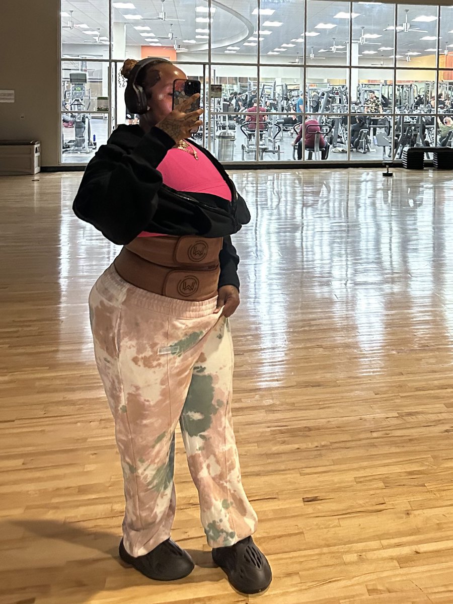 johnaeceo's tweet image. #Flyshit even at the gym &amp;gt; ⭐️