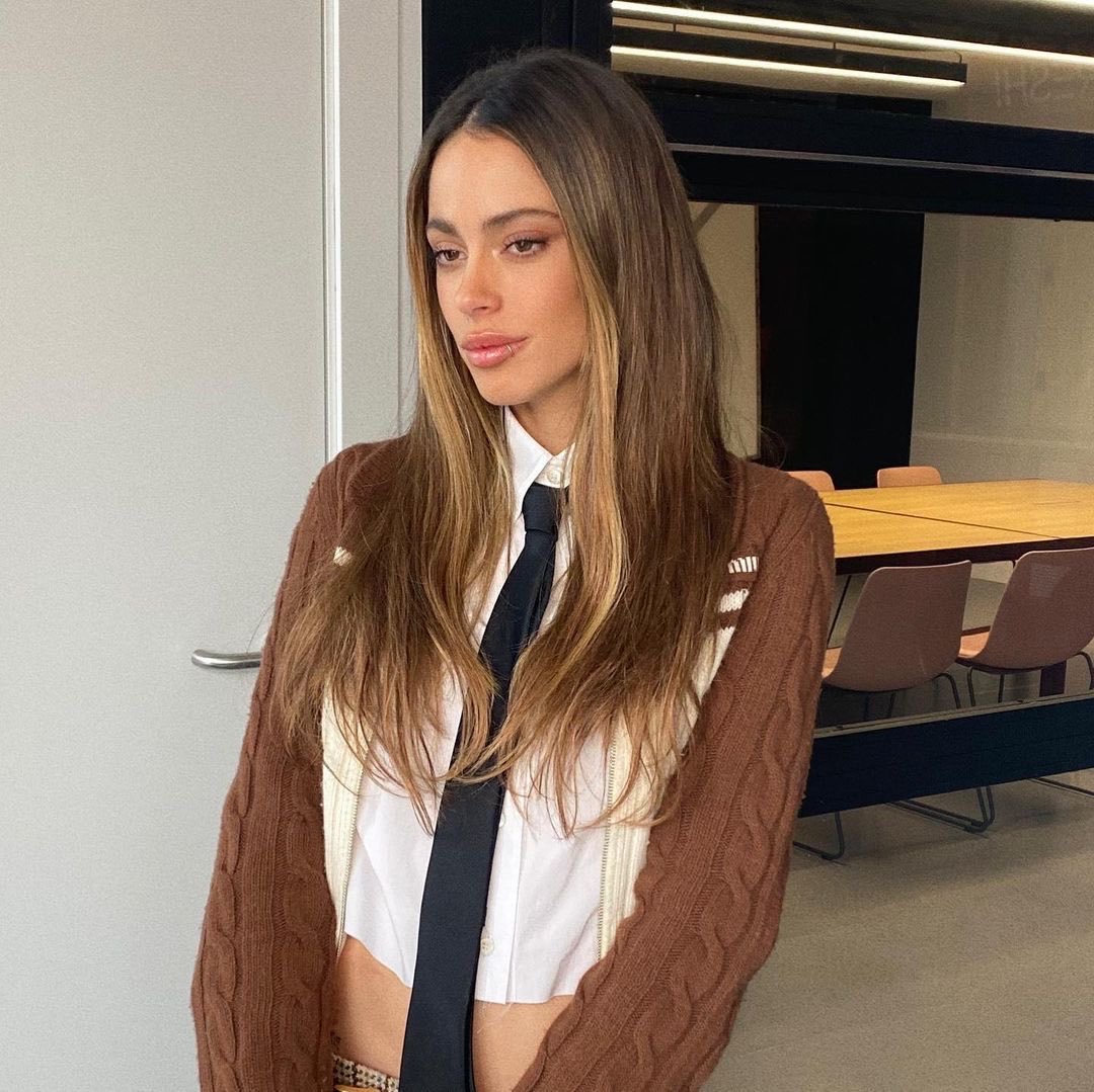 la belleza de tini stoessel es simplemente de otro mundo.