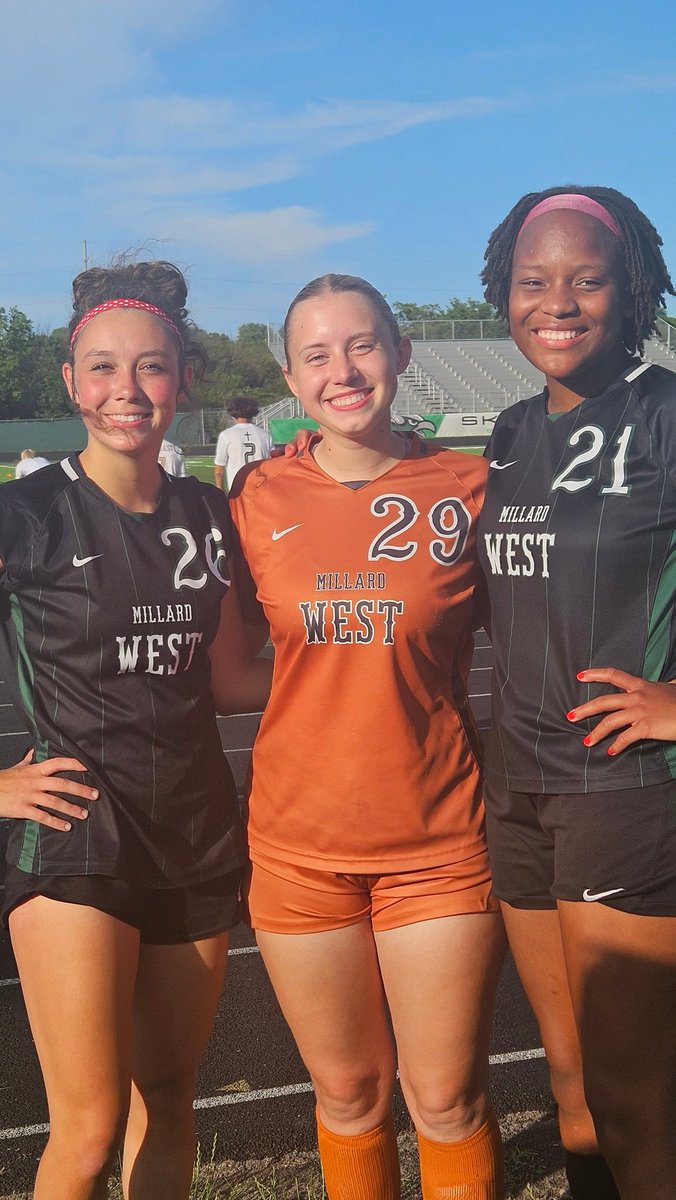 MW was represented very well!  French with a goal.  Ella with a clean sheet and some key saves. And Madi with several dangerous opportunities.   Congrats!!
