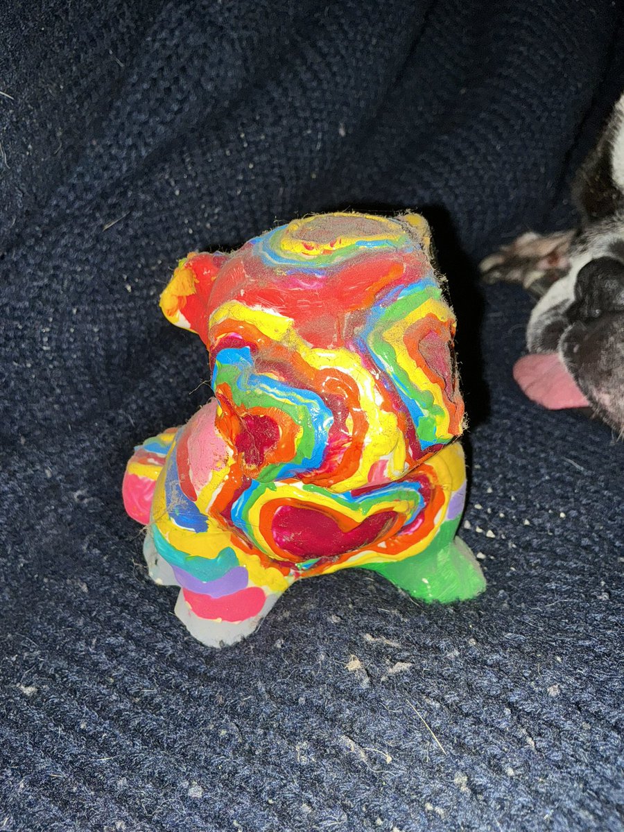 collectibulldog's tweet photo. Thank you very much to @vintedUK for offering a #Collectibulldogs a #wardrobe any pieces that are #offloaded or goes towards a little girls #autistic lifestyle and their dad inability to #afford everything she needs. But I’m trying.
#MentalHealthRecovery https://t.co/U1a0GUV6XJ