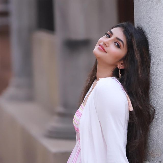 Amrita63720100's tweet image. #Uffffff

साथ ठहरना आना चाहिए....... ❤️
🌹 
     चलने के लिए तो सब तैयार हैं.......