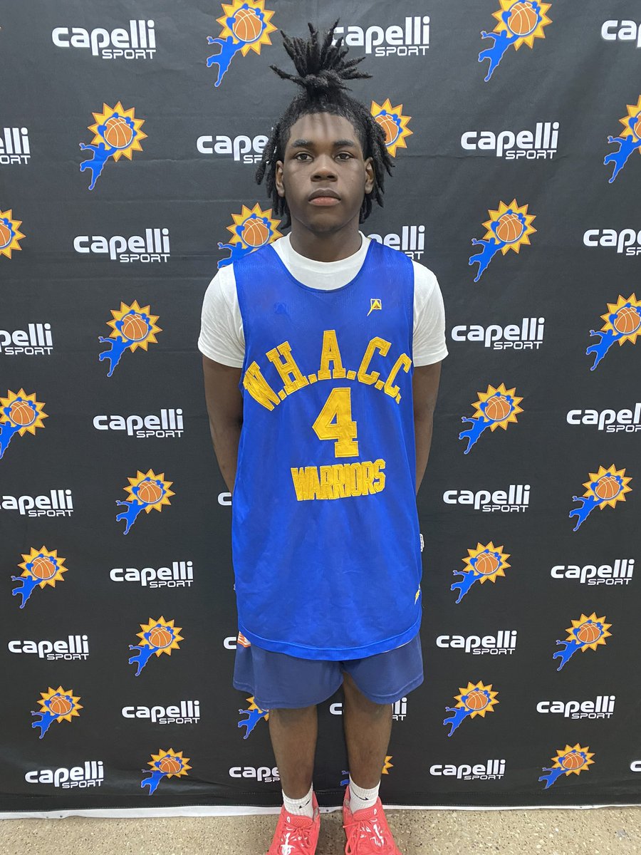BigShotsGameMVP's tweet photo. #BIGSHOTS #PhillyJam 

17U 

DE Life - 38
#4 - 12 points 
#12- 8 points 

Klutch - 35
#34 Keith Morris - 14 points 

@BigShotsGlobal https://t.co/Lj6oAJlMwW