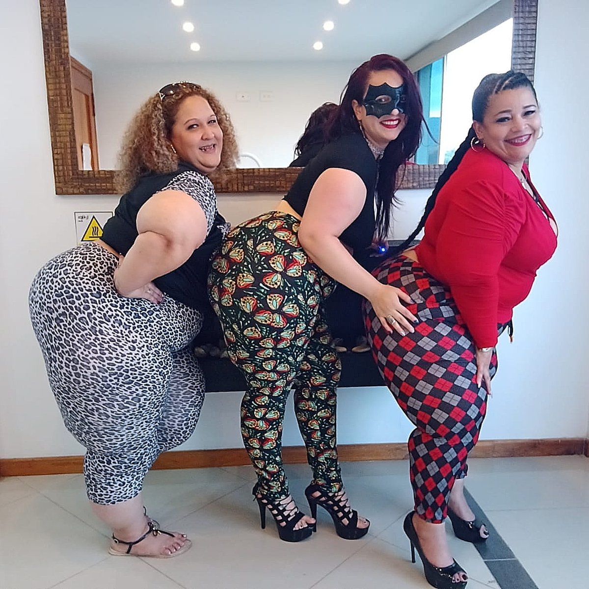 ShilonhM2024's tweet photo. My loves, I am spending my last days of vacation in Lima-Peru 🇵🇪, contact me on my official networks and on my whats app +51934014637
Mis amores estoy pasando mis últimos días de vacaciones en Lima- Peru 🇵🇪, contactenme en mis redes oficiales y en mi whats app +51934014637 #tbt https://t.co/VMrNaDjVxJ