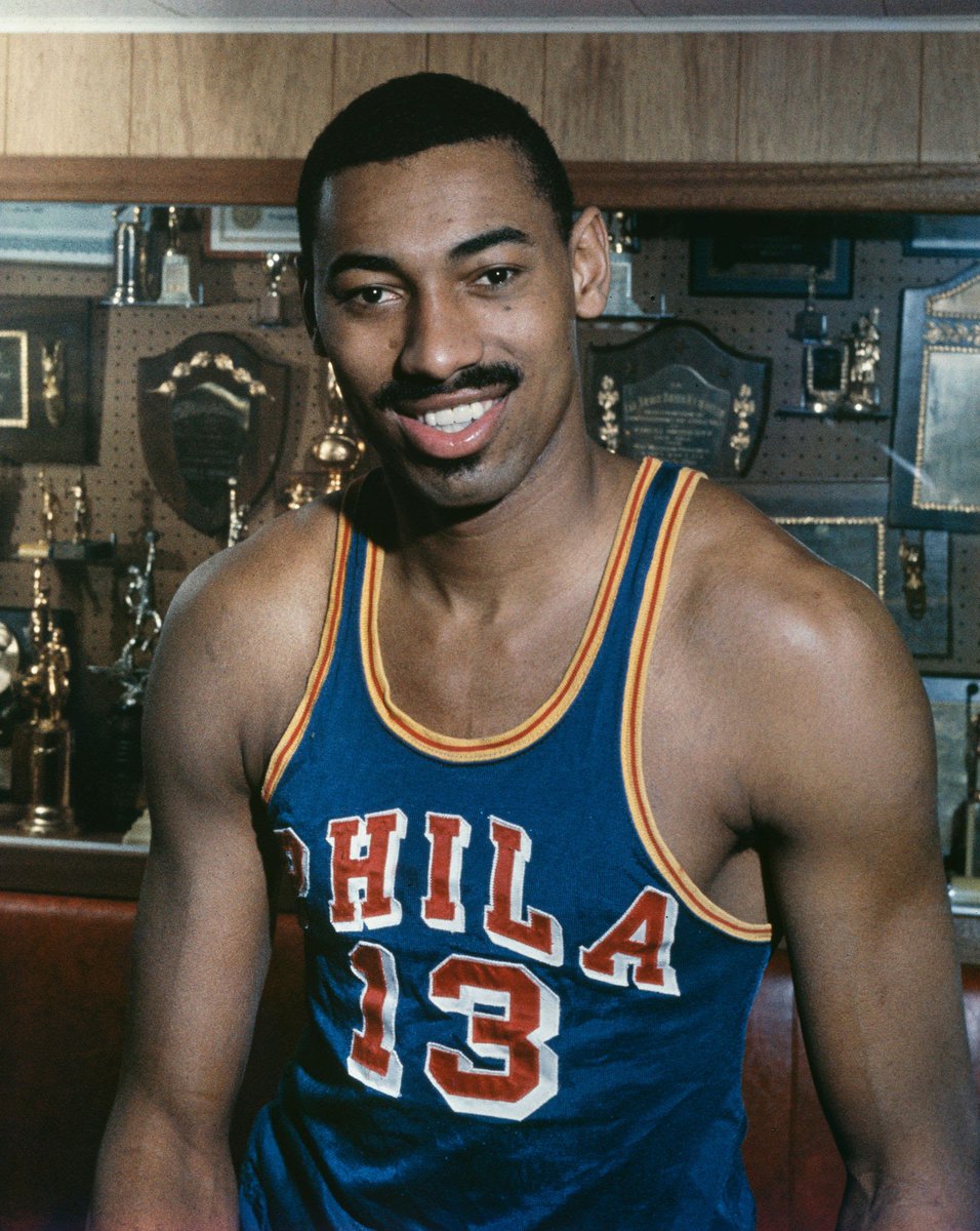 On March 18, 1968, Wilt Chamberlain is believed to have posted a quintuple-double. Blocks and steals were unofficial then but the Sixers’ legendary stat guru, Harvey Pollack, tracked them anyway: 53 PTS 32 REB 14 ASST 24 BLK 11 STL Probably got 10 chicks after the game too.