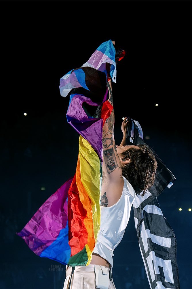 RockrryPaper's tweet photo. Happy pride month! Thank you to the man who created an environment where I felt safe enough to discover who I am 🏳️‍🌈 https://t.co/I28IO1kFjE