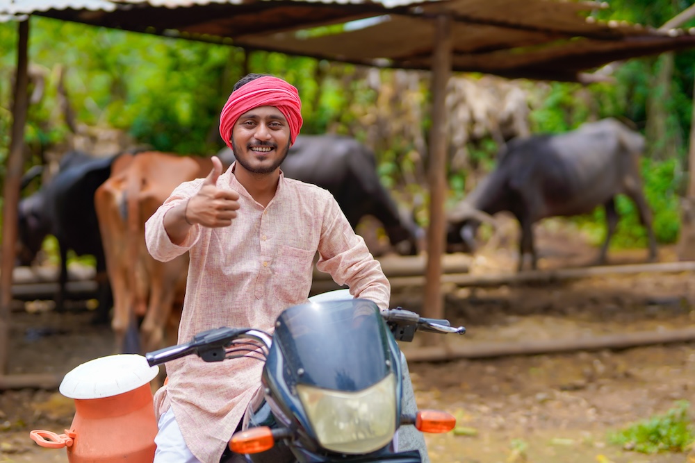 WorldMilkDay's tweet photo. The dairy sector improves incomes, creates employment, and contributes to #foodsecurity throughout the world.

This #WorldMilkDay we take time to celebrate the impact milk has in nourishing communities and changing lives!

#EnjoyDairy #PathwaysToDairyNetZero https://t.co/fr2SBguFN5