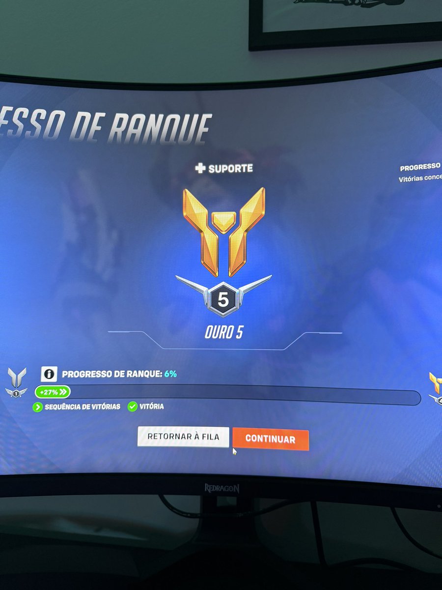izicg's tweet photo. Com medo de voltar pra faculdade em agosto por causa disso aki: https://t.co/V1kbdRQX5i