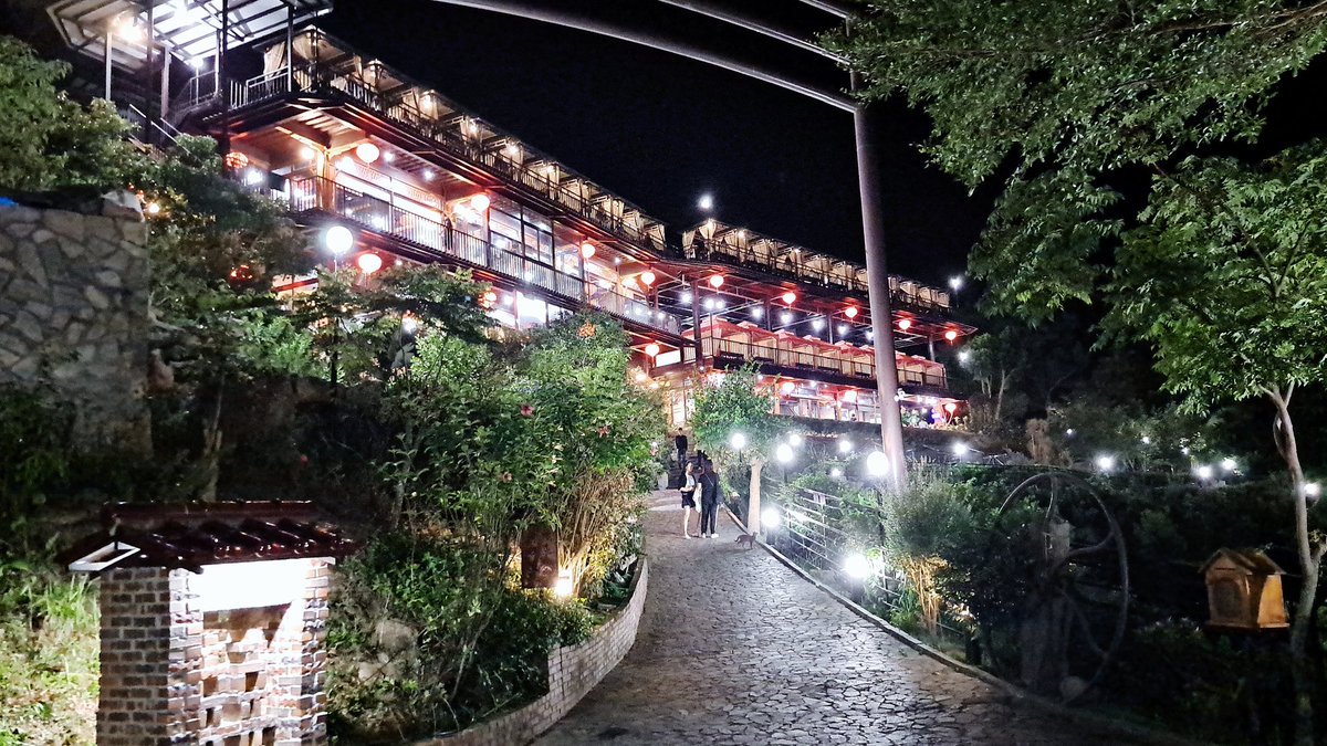 #貼心的助理說：BOSS最近太操勞了帶你看夜景泡腳吃美食
#台南牛肉湯厲害嘉義市場內的美食也不遑多讓～吃的真飽
#不知不覺讓助理養胖10公斤了😅😅😅
#大奶
#原味
#超熟女 https://t.co/UfoNVbDDwS