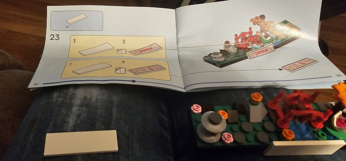 JuliaOD16's tweet photo. @LEGO_Group missing stickers?! 😭 first time this has ever happened to myself. It's the main feature of this piece, and to go with my bonsi tree from lego. I don't even speak Japanese and I would've been happy with at least one of the two stickers. 🙃 https://t.co/AxFuPPzhbW