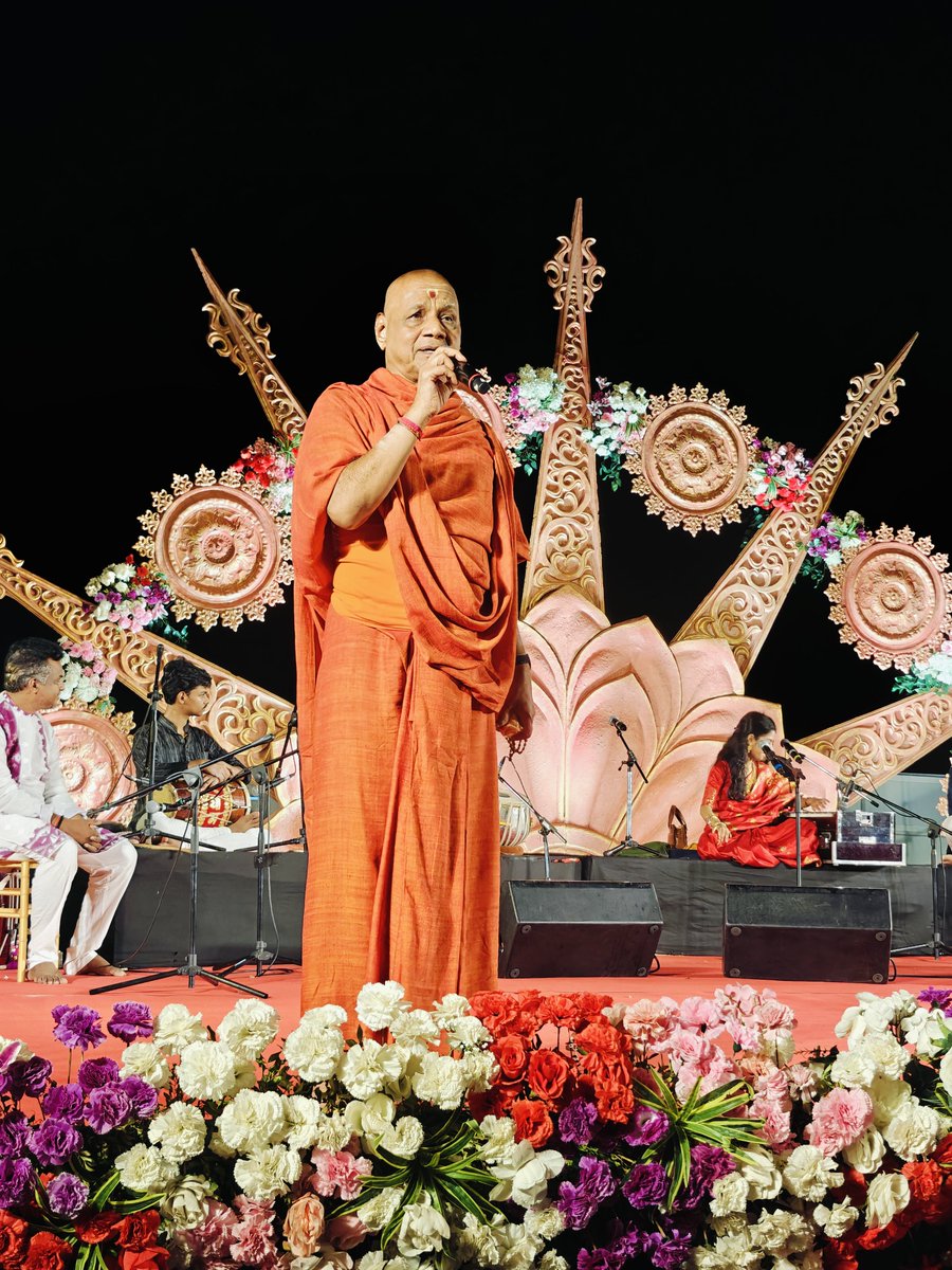 Krishnapips tweet picture